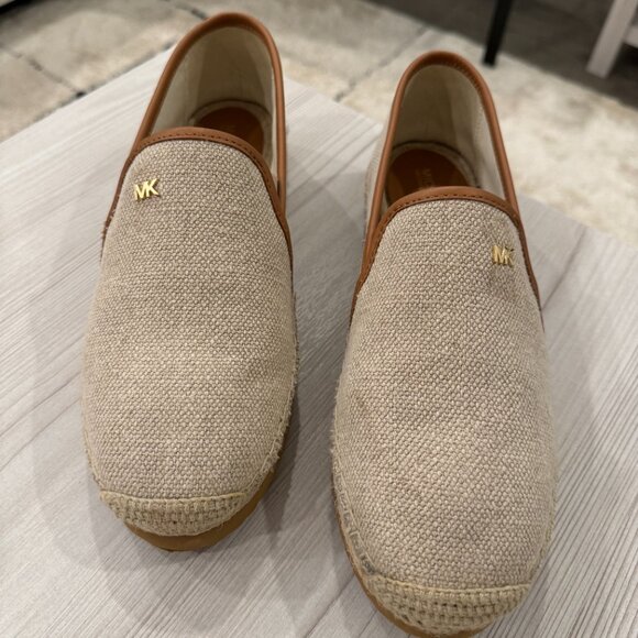 Michael Kors Beige Espadrilles Size 8.5 - Picture 2 of 4